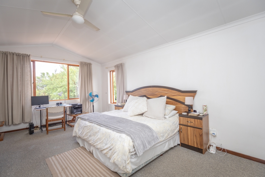 3 Bedroom Property for Sale in The Coves North West